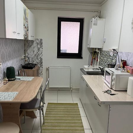 Apartament Octav Deva Exterior photo