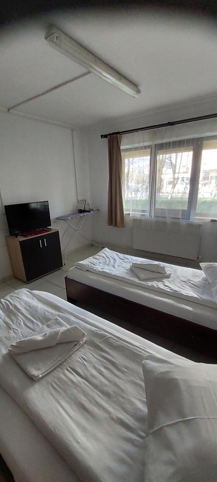Apartament Octav Deva Exterior photo